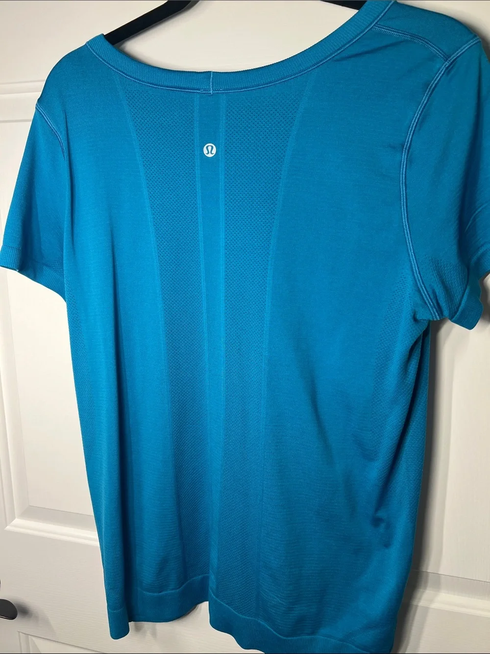 Lululemon Swiftly Relaxed Short Sleeve Teal/Blue W size 10